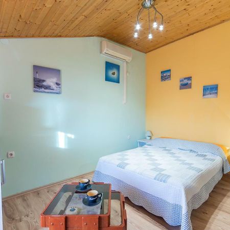Apartment In Center พูลา ภายนอก รูปภาพ